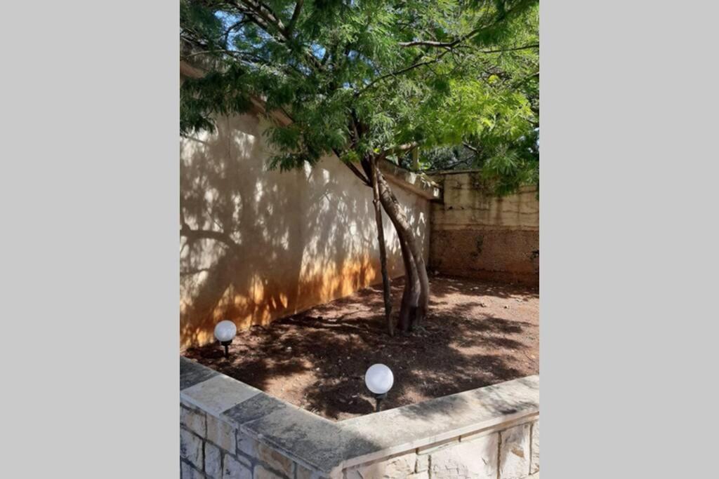 Giovanna - Spacious Lovely Apartment Supetar Εξωτερικό φωτογραφία