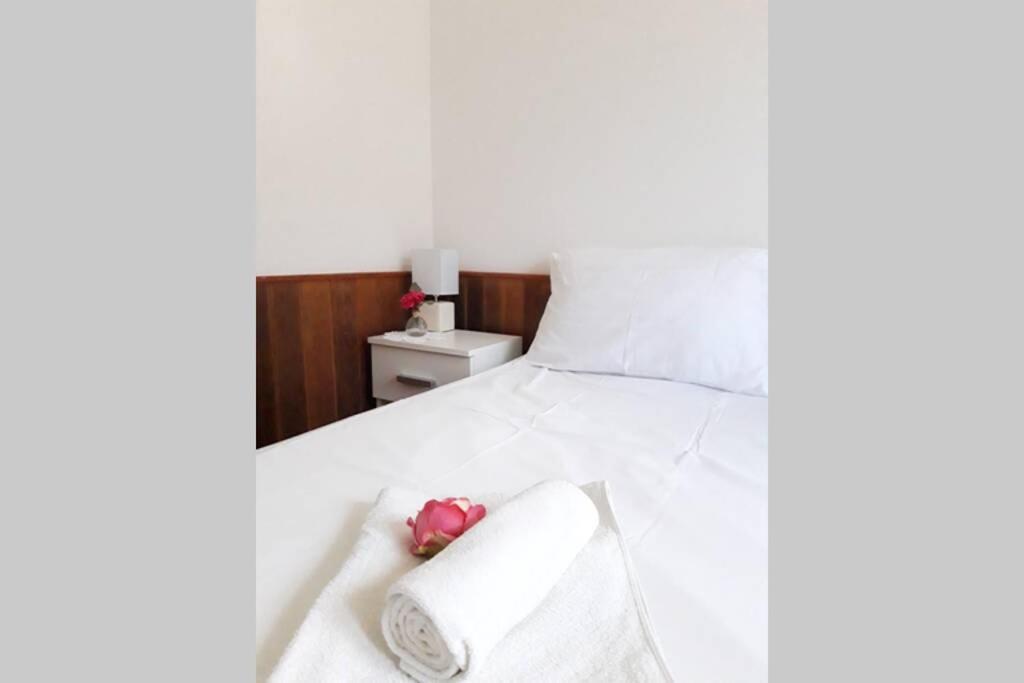 Giovanna - Spacious Lovely Apartment Supetar Εξωτερικό φωτογραφία