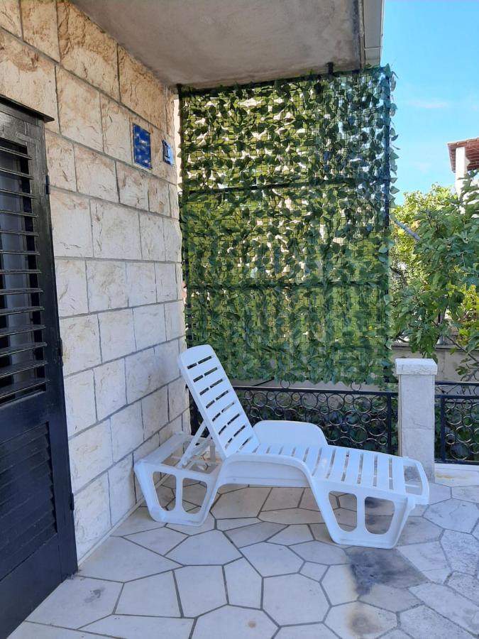 Giovanna - Spacious Lovely Apartment Supetar Εξωτερικό φωτογραφία